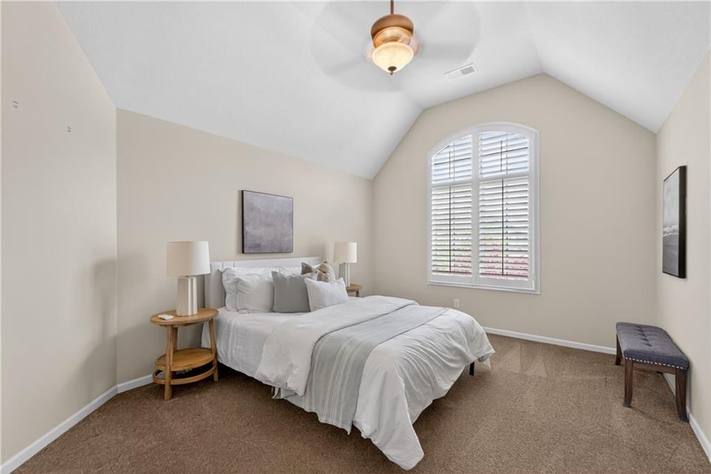 15320 Larsen Street — photo 39