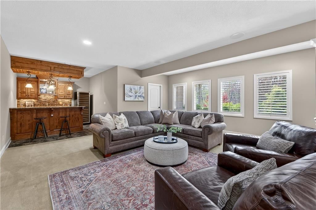 15320 Larsen Street — photo 42