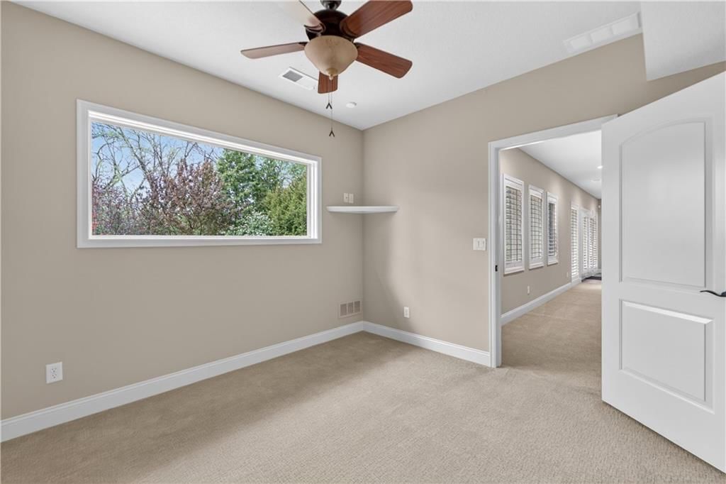15320 Larsen Street — photo 48