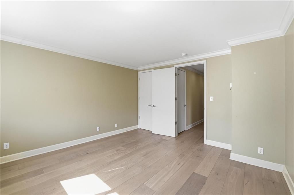 121 W 48th Street — photo 17