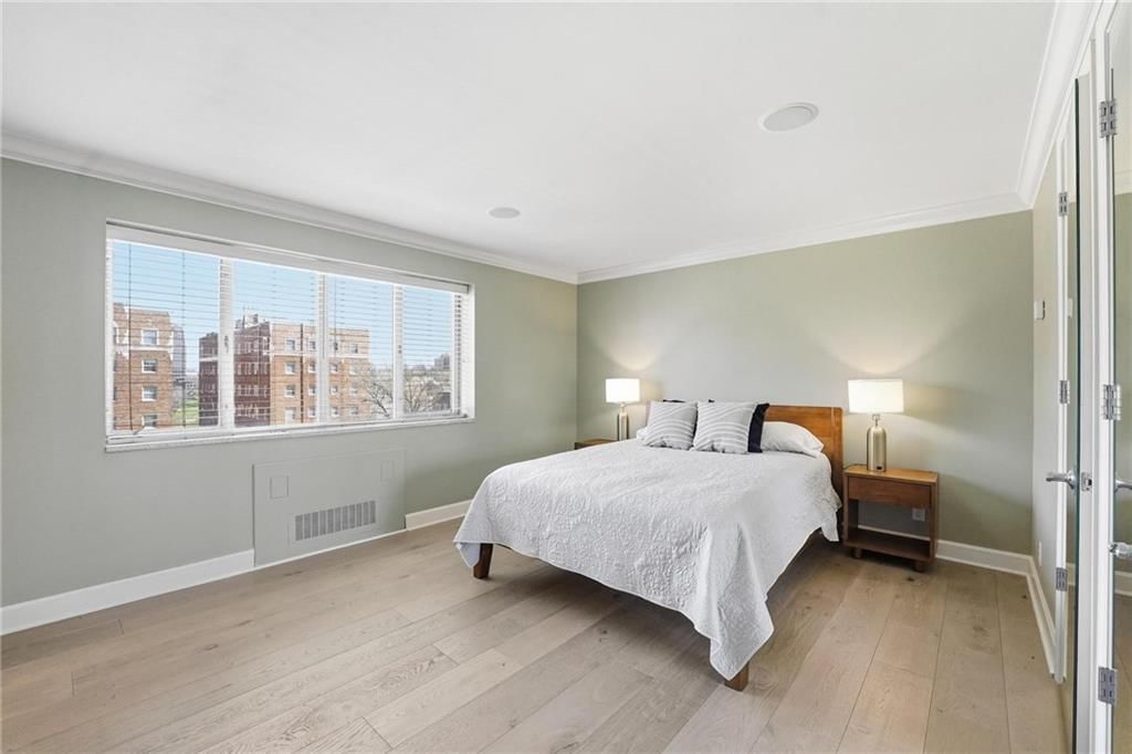 121 W 48th Street — photo 18