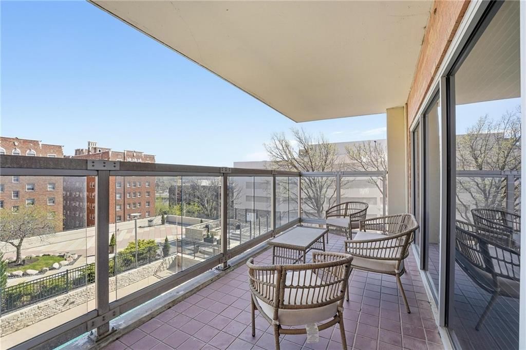 121 W 48th Street — photo 25