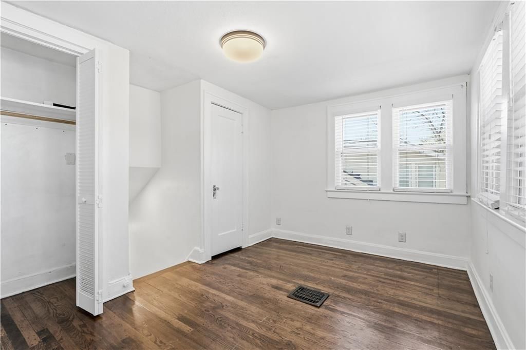 30 W 73rd Terrace — photo 18