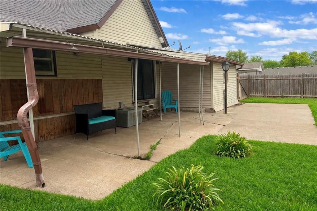 2309 Washington Street — photo 38