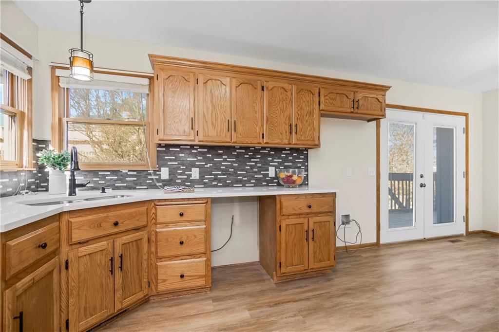 14114 Lora Street — photo 9