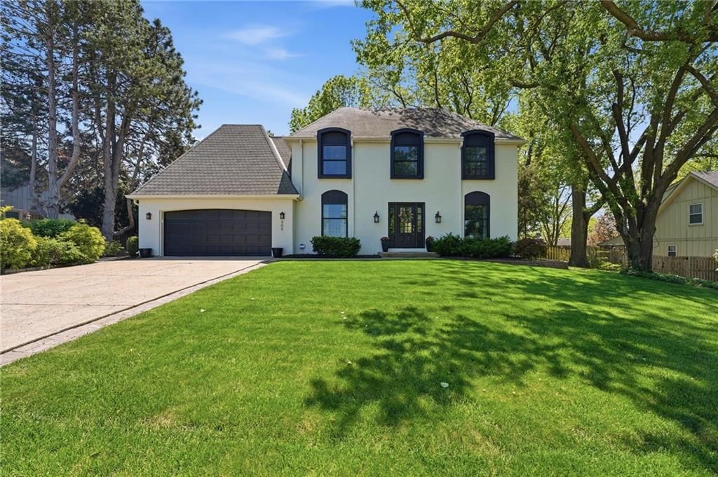 609 NW 44th Terrace, Gladstone, MO