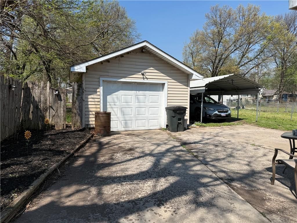 408 S Joplin Street — photo 2
