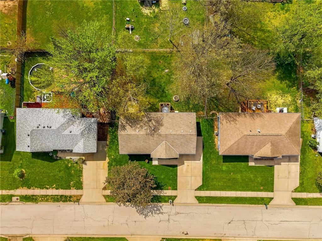 1314 Susan Street — photo 34