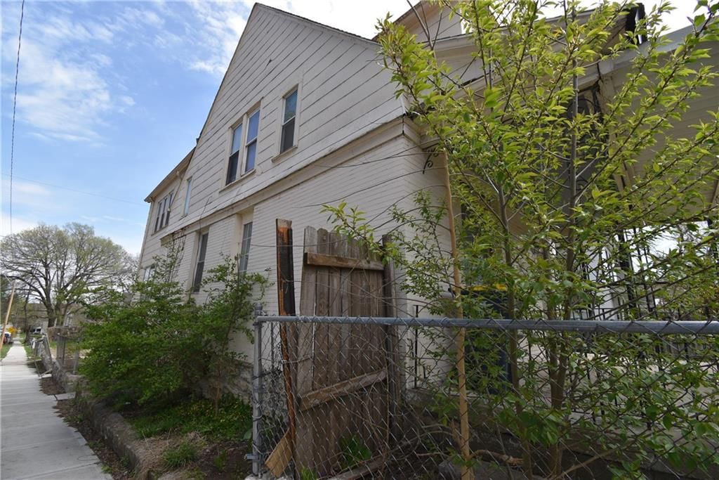 801 Elmwood Avenue — photo 4
