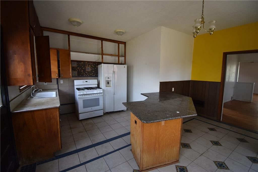 801 Elmwood Avenue — photo 13