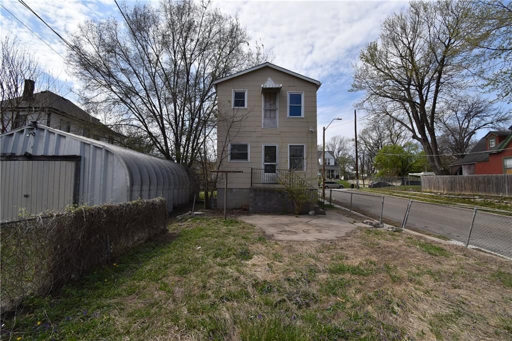 801 Elmwood Avenue — photo 28