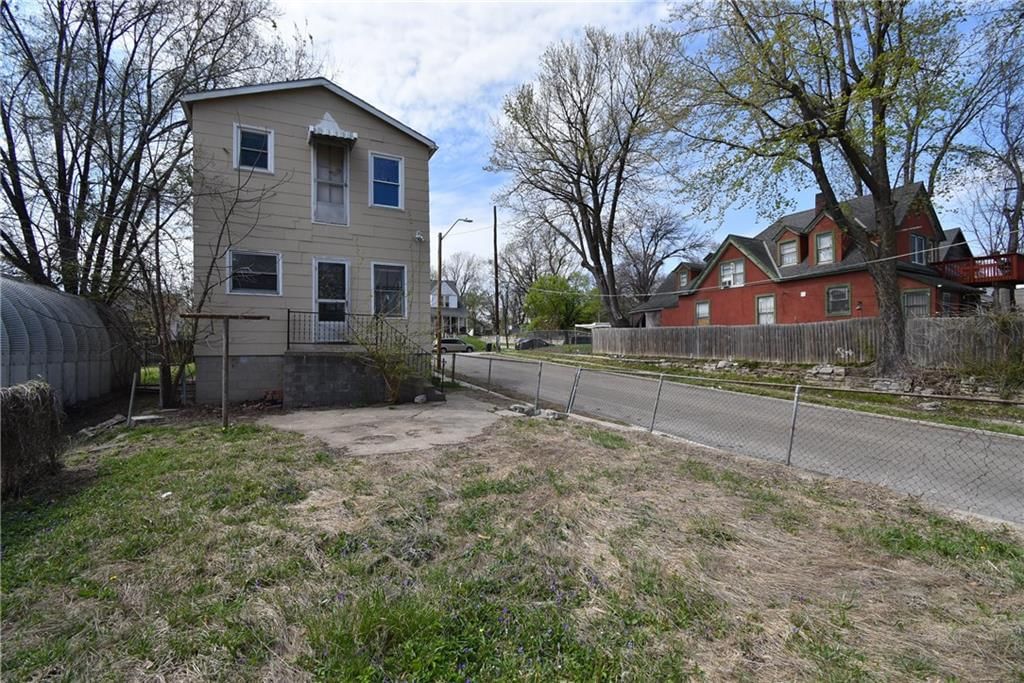 801 Elmwood Avenue — photo 29