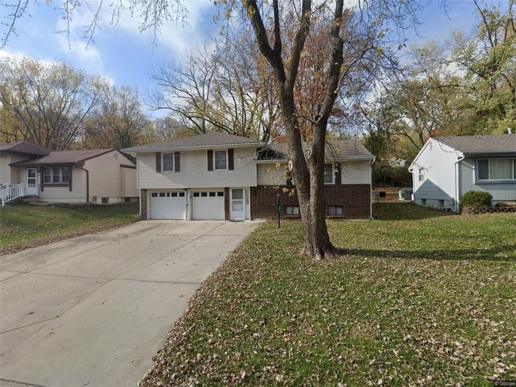 4810 Woody Creek Lane, Kansas City, MO