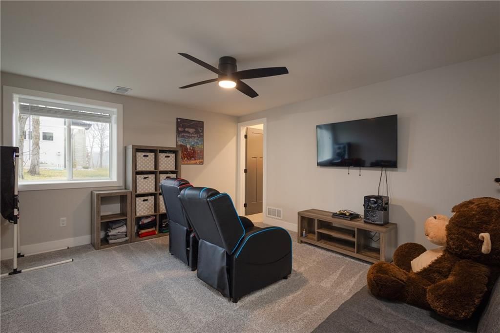 517 Southshore Drive — photo 27