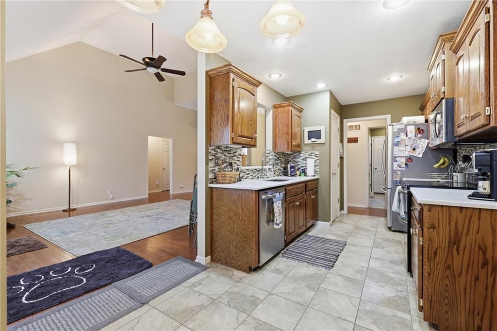 907 Hemlock Street — photo 10