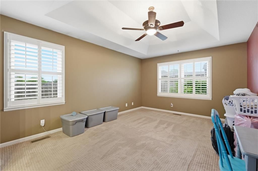 907 Hemlock Street — photo 12