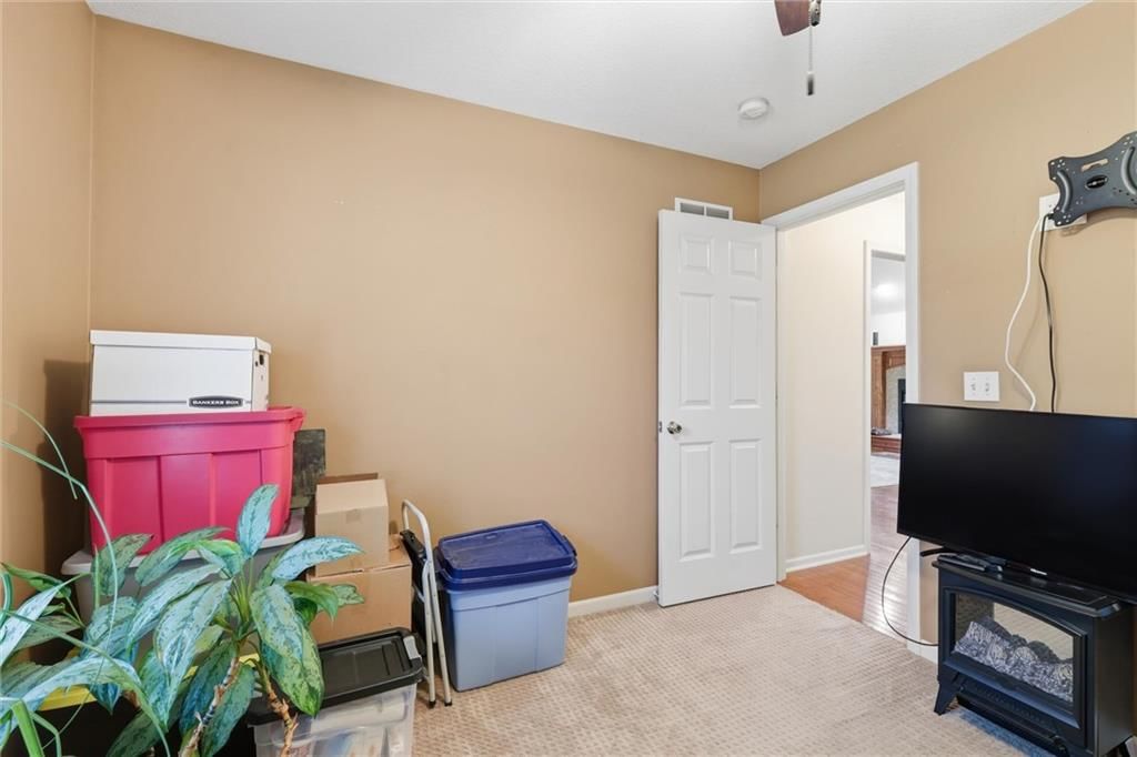 907 Hemlock Street — photo 18