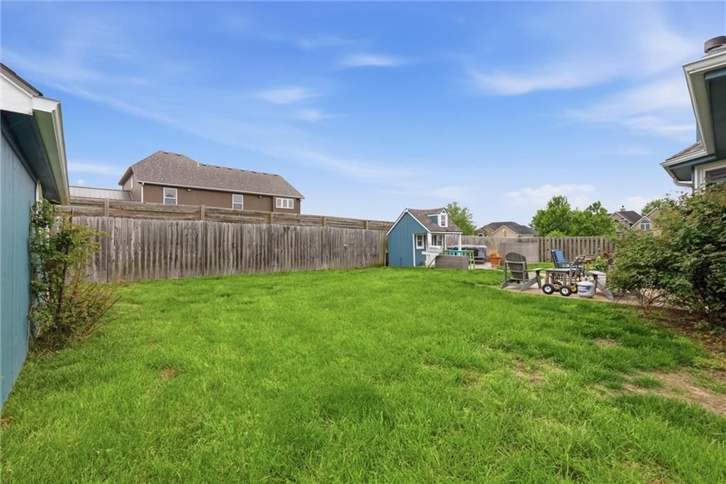 907 Hemlock Street — photo 29