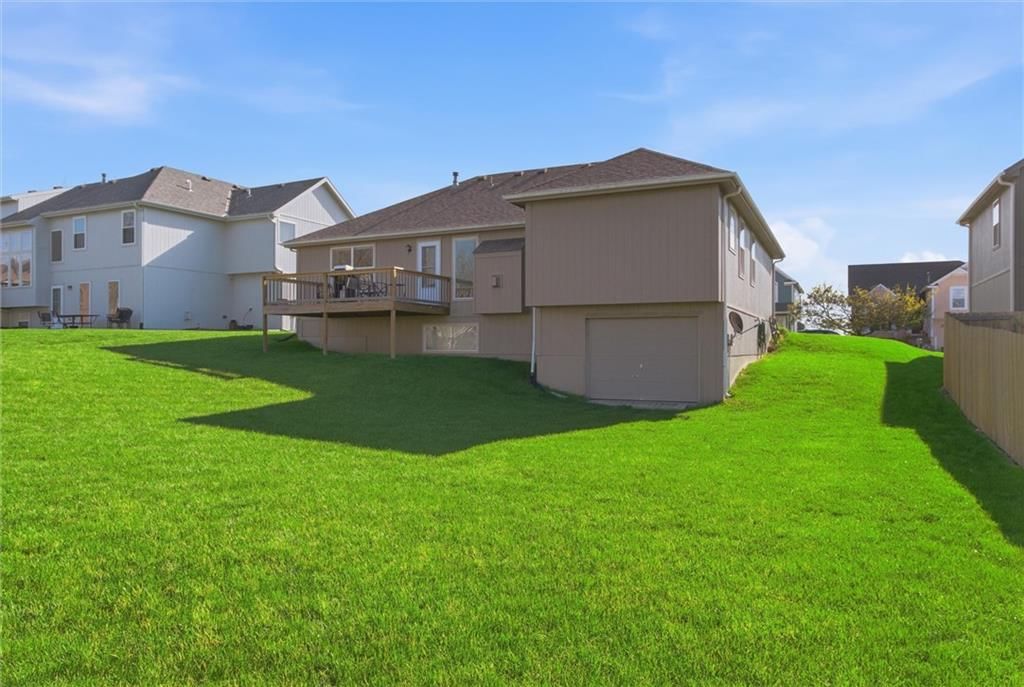 14608 Green Castle Street — photo 32