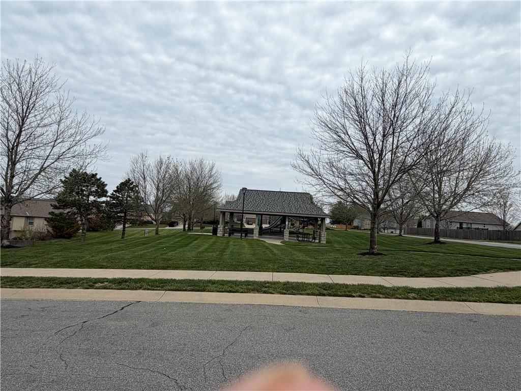 4708 Park Lane — photo 40