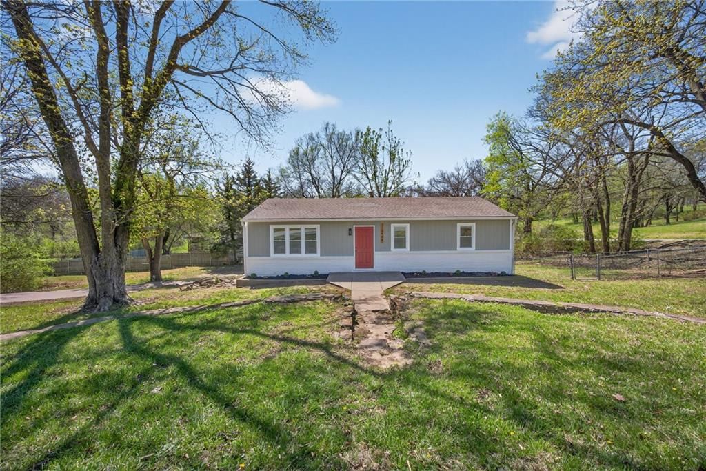12000 E 75th Street, Raytown, MO