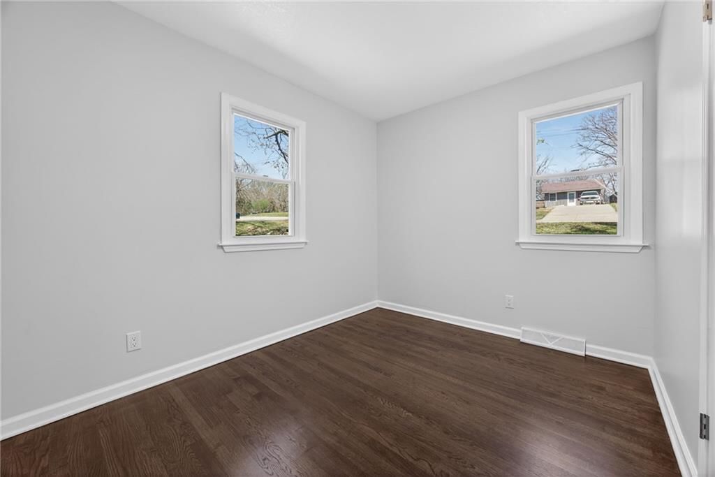 12000 E 75th Street — photo 26