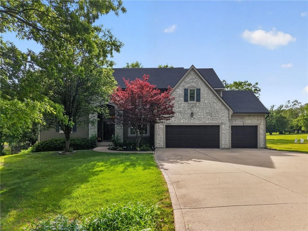 17570 Bond Avenue, Overland Park, KS