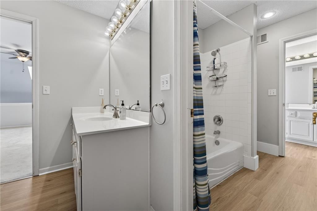 17570 Bond Avenue — photo 50