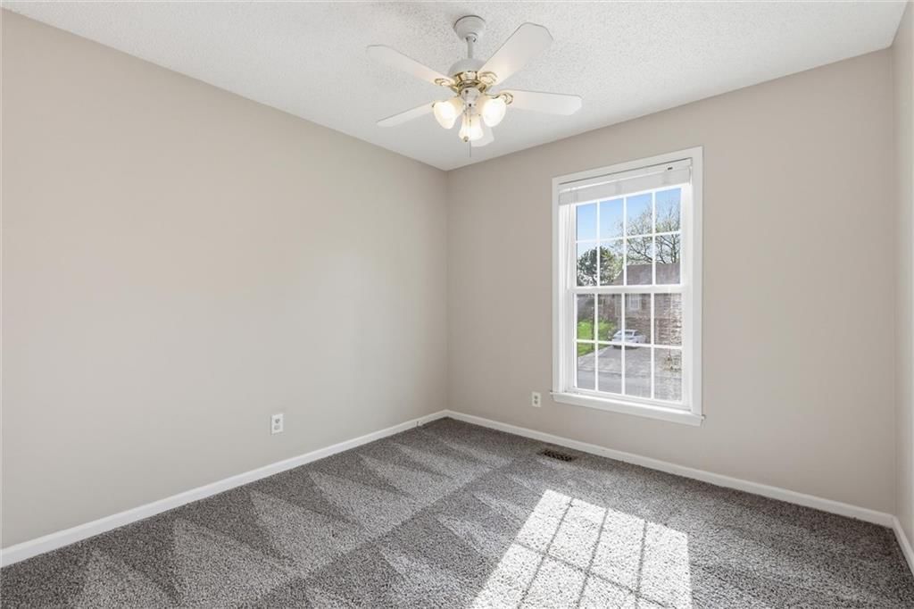 10103 N Central Street — photo 17