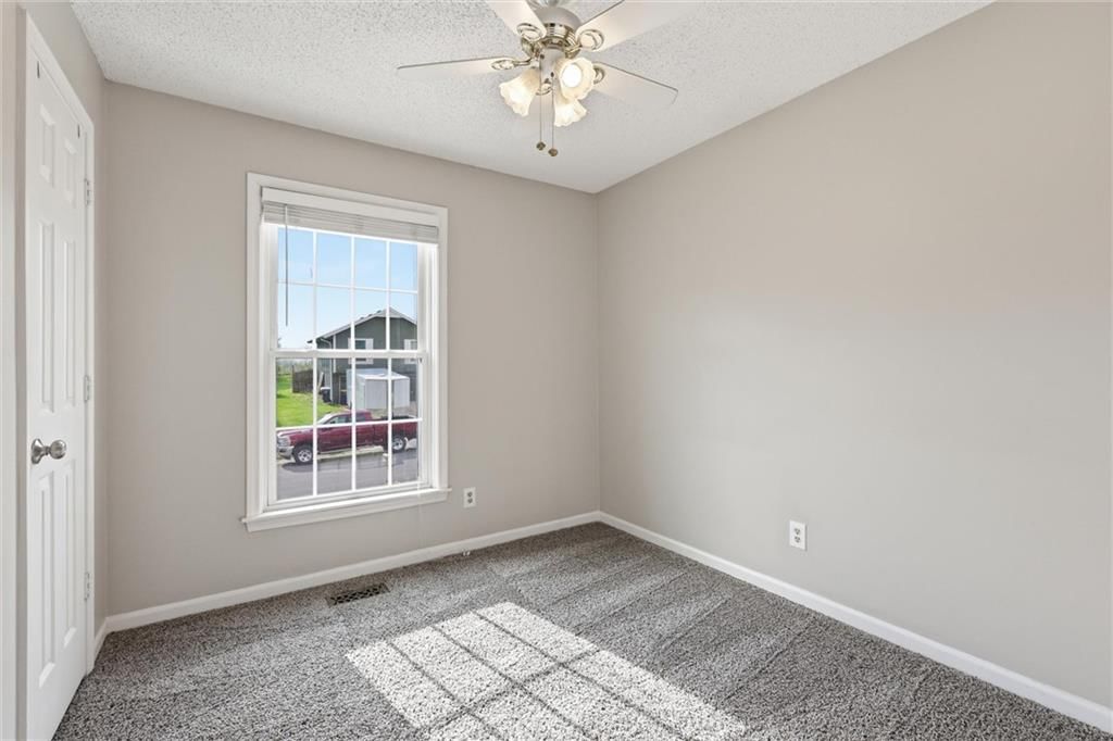 10103 N Central Street — photo 19