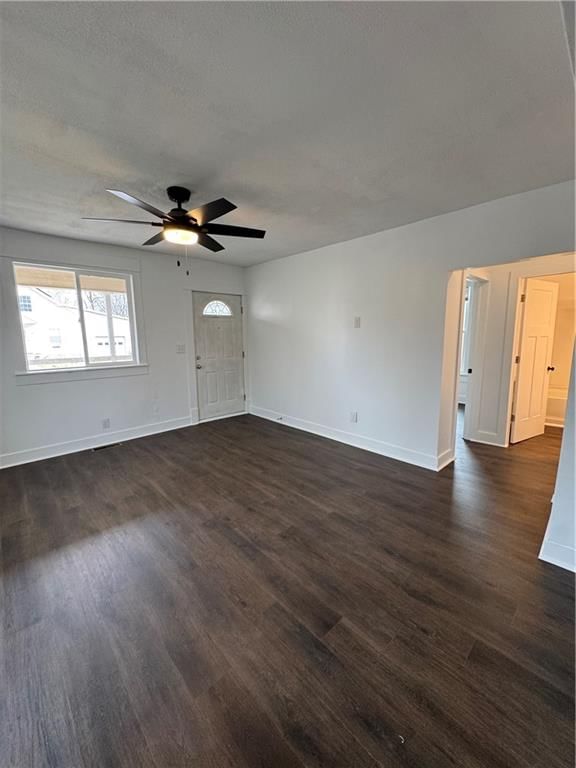 1002 E 10th Street — photo 18