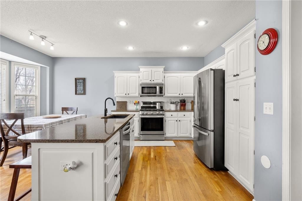 21218 W 51st Street — photo 11
