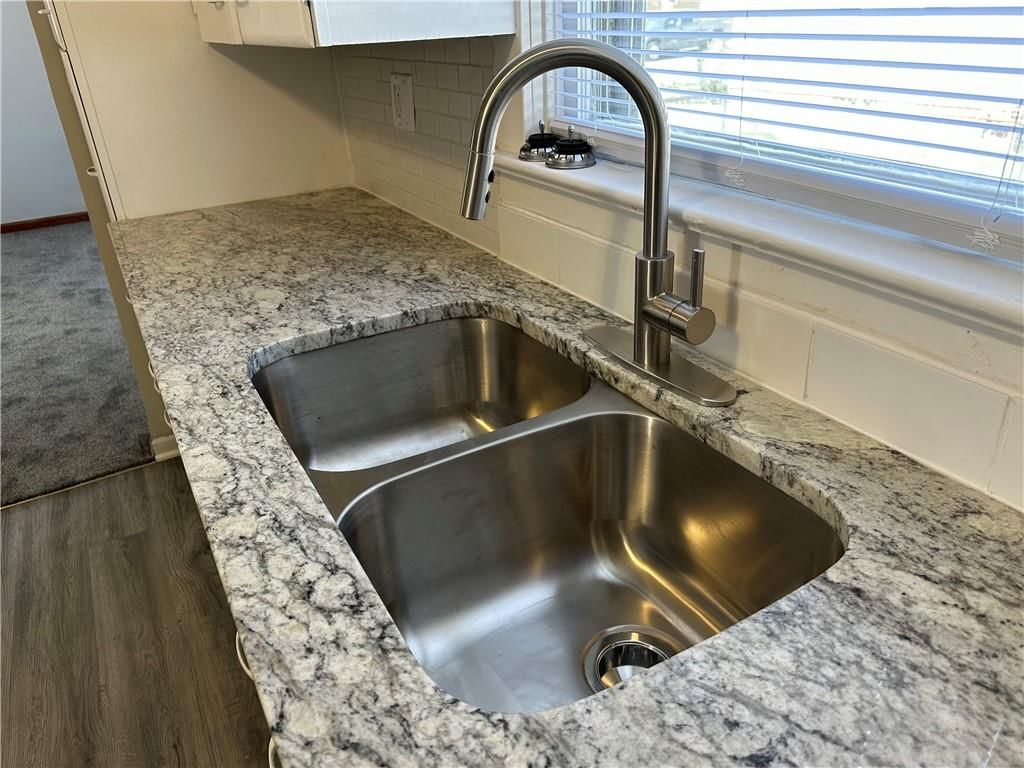 220 Michigan Avenue — photo 11