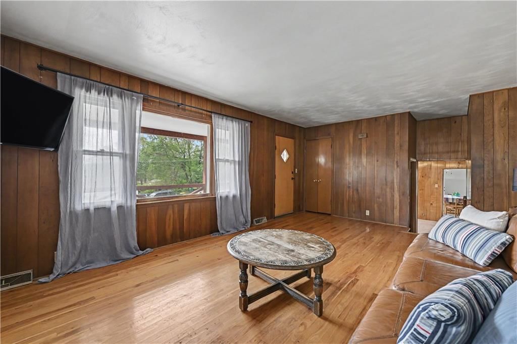 3110 S 37th Street — photo 9