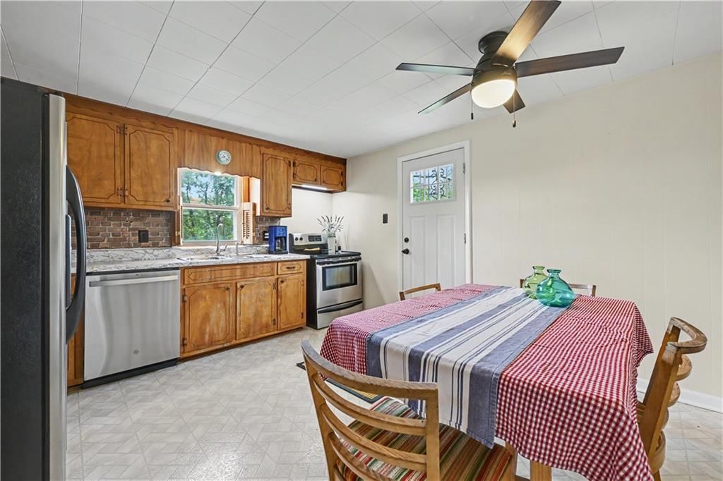 3110 S 37th Street — photo 11
