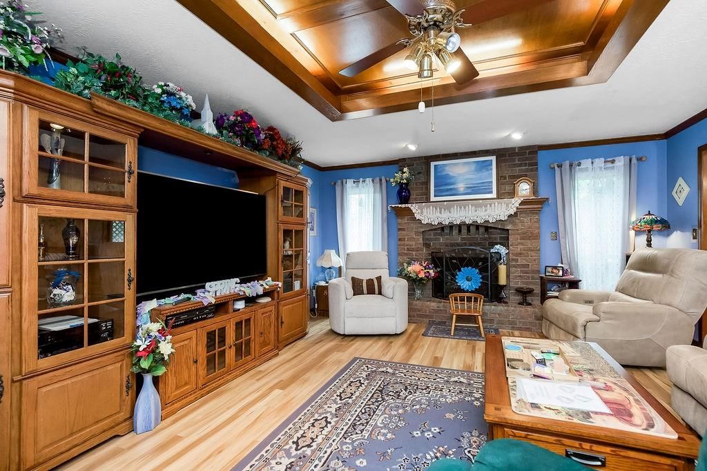 7719 Larson Avenue — photo 4