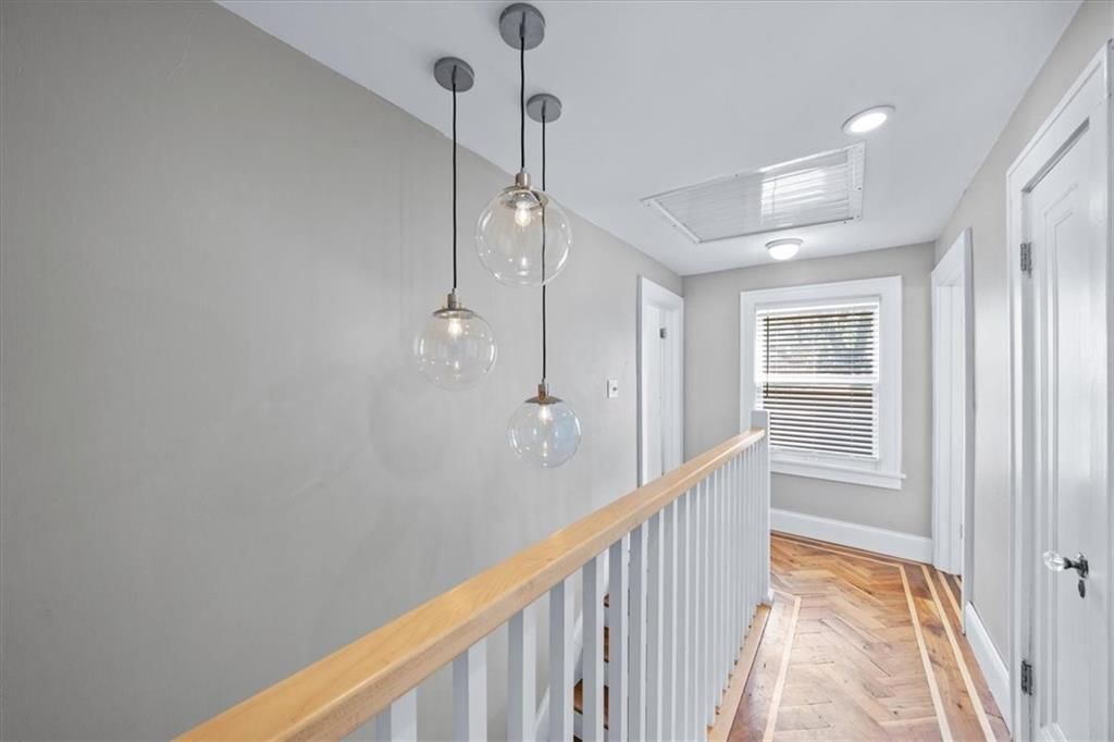 7 W Winthrope Road — photo 13