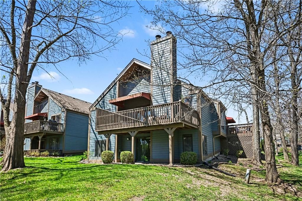 419 Lakeside Drive — photo 2
