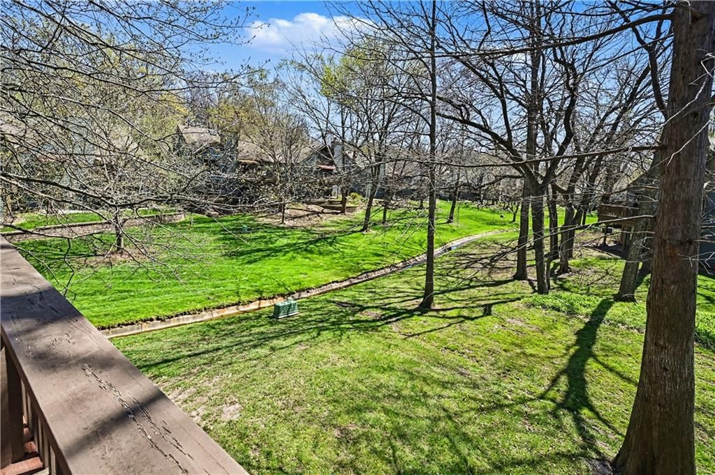 419 Lakeside Drive — photo 31