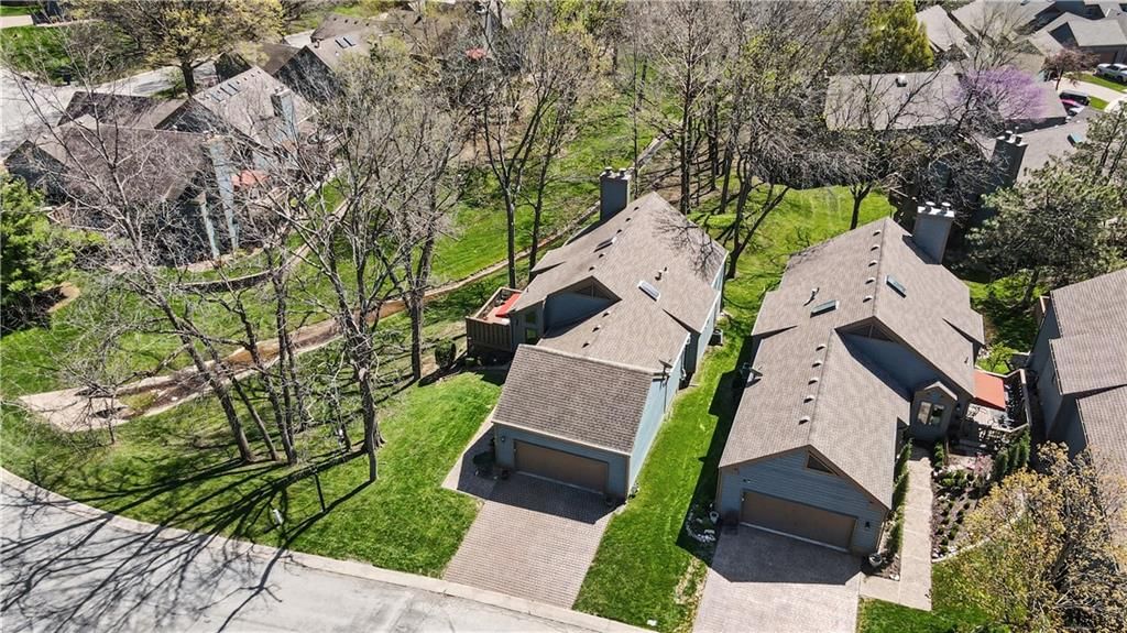 419 Lakeside Drive — photo 33