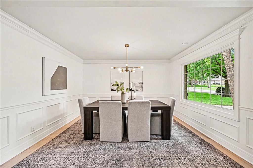 6134 Howe Drive — photo 7