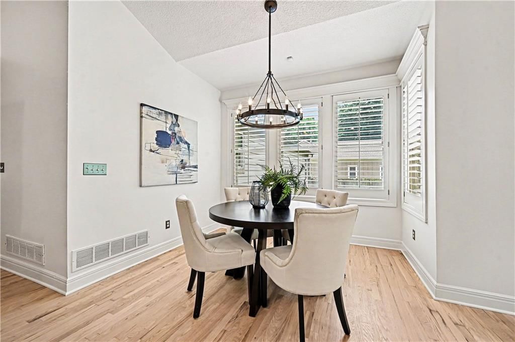 6134 Howe Drive — photo 15
