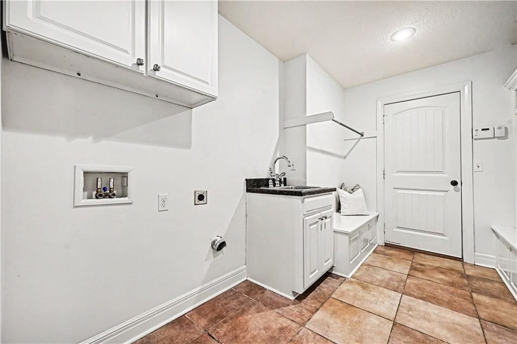 6134 Howe Drive — photo 17