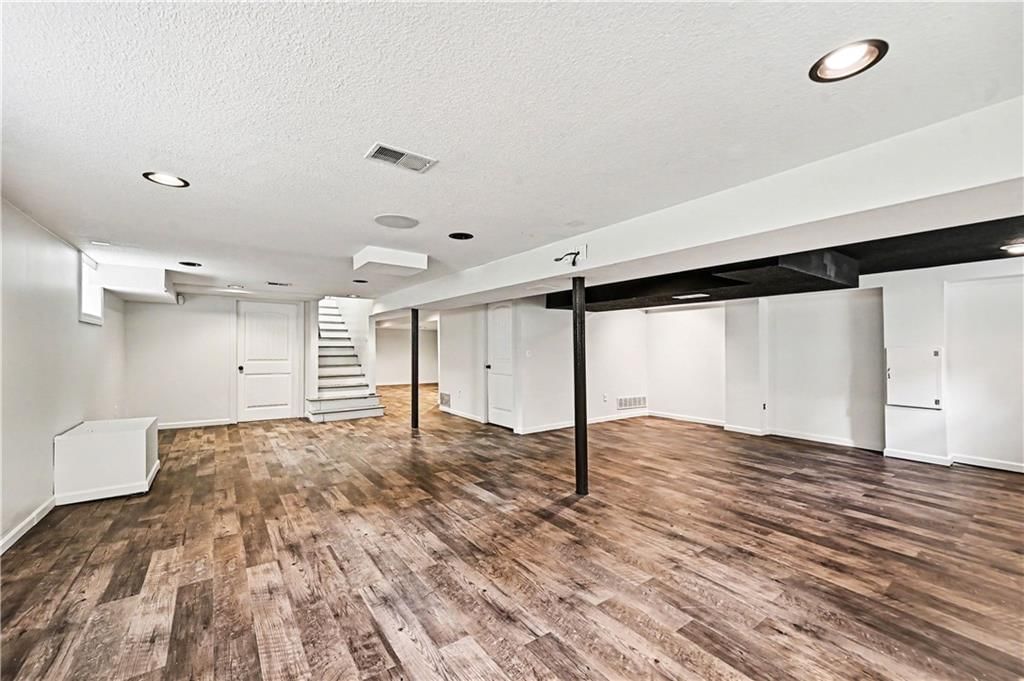 6134 Howe Drive — photo 30