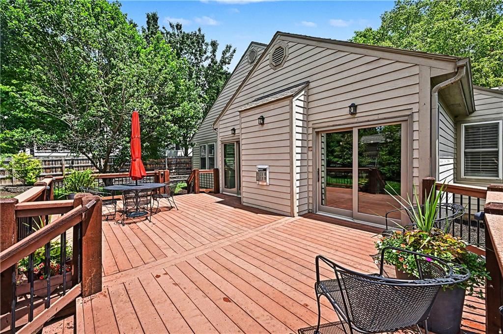 6134 Howe Drive — photo 33