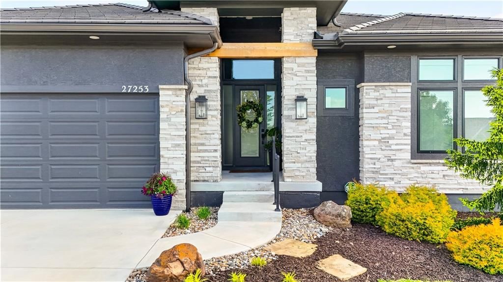 27253 W 100th Terrace — photo 4