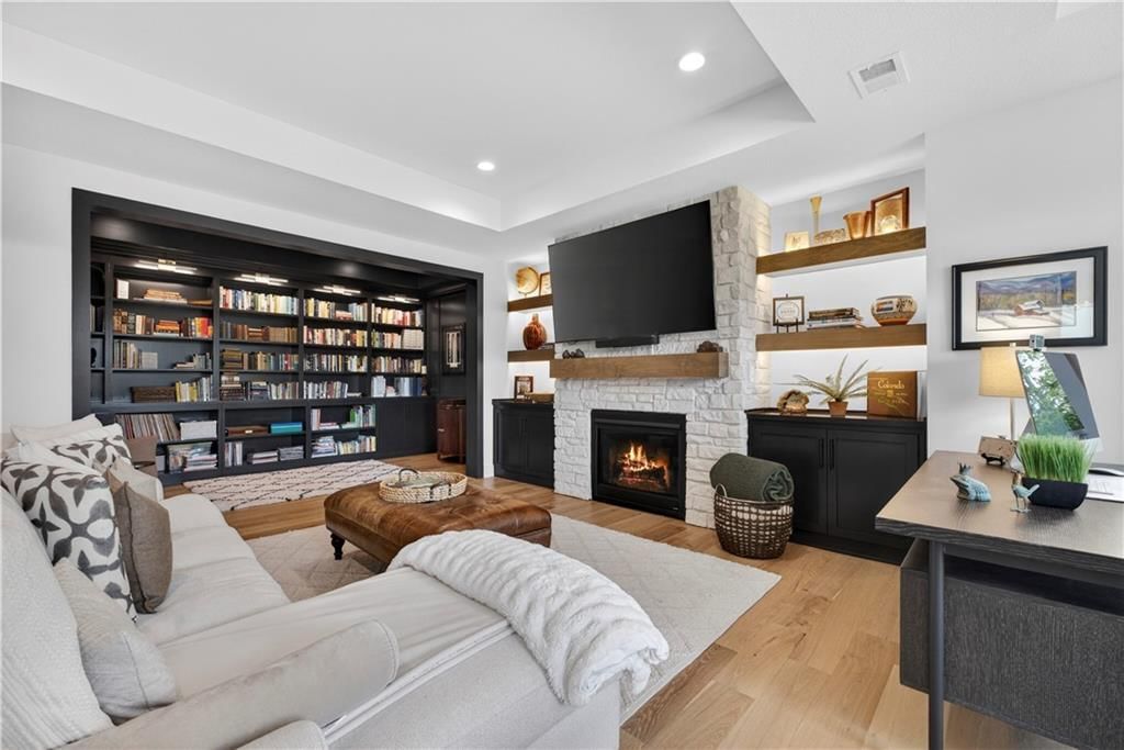 27253 W 100th Terrace — photo 46