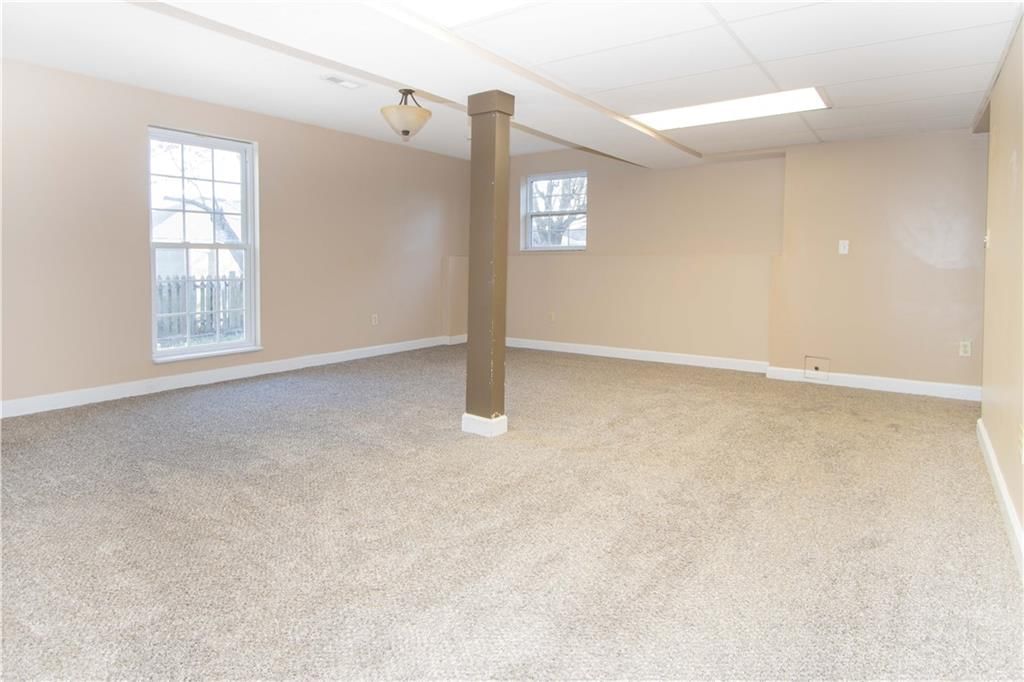 1004 Fox Run Court — photo 17