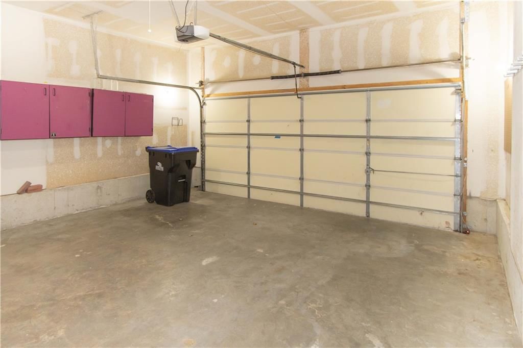 1004 Fox Run Court — photo 23