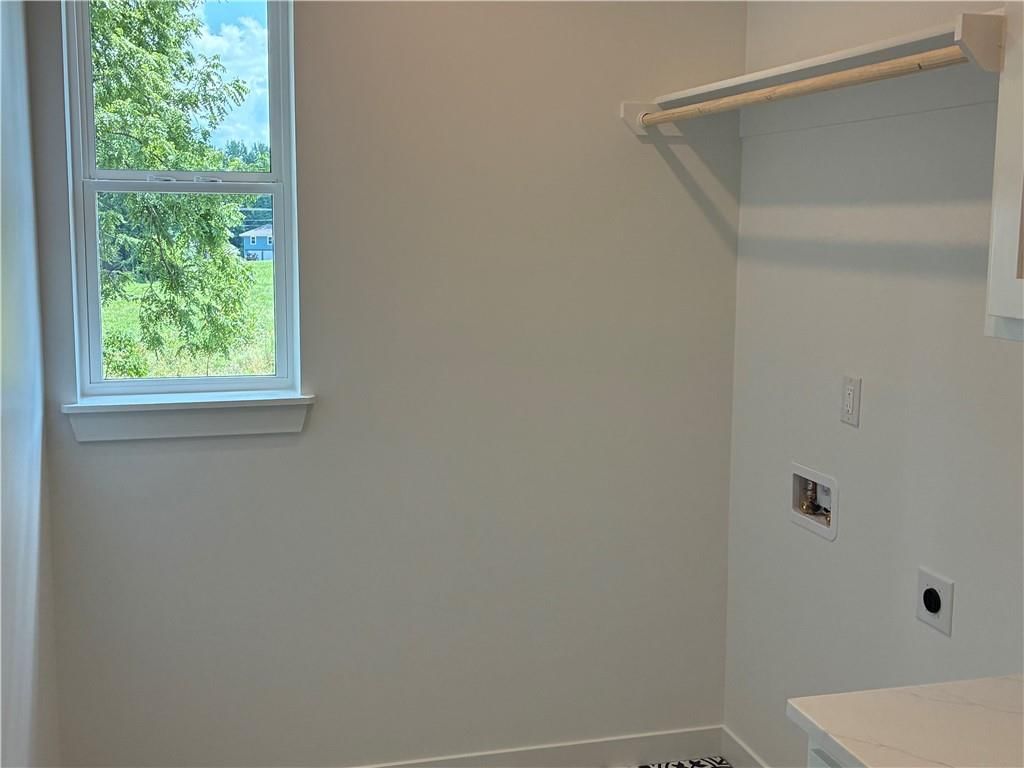 1703 SW Locust Street — photo 16